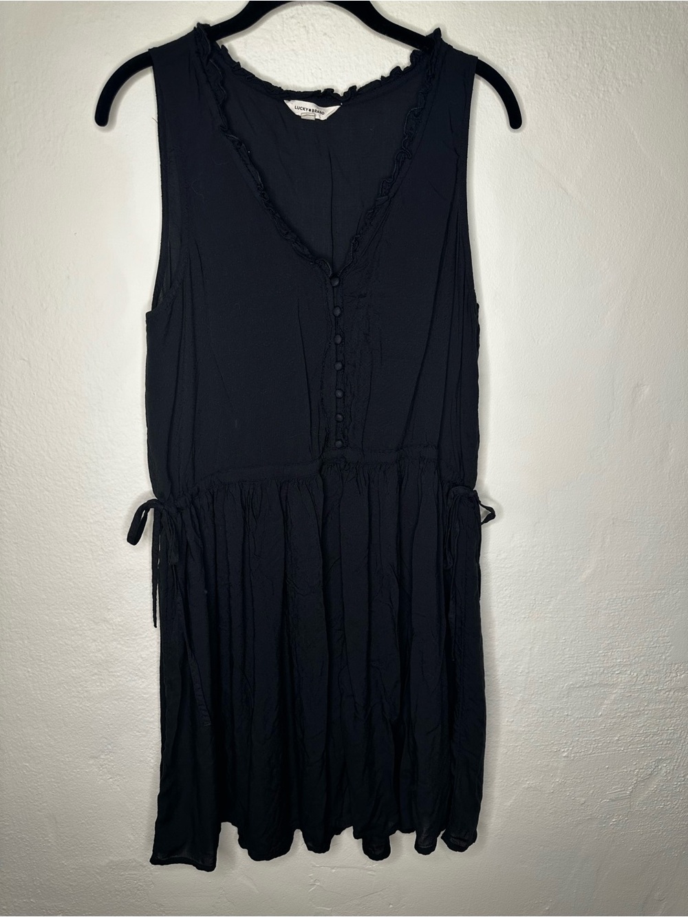 Lucky Brand Black Sleeveless V-Neck Button-Front Dress